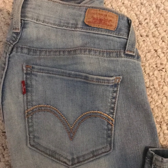 Jeans - Picture 1 of 6